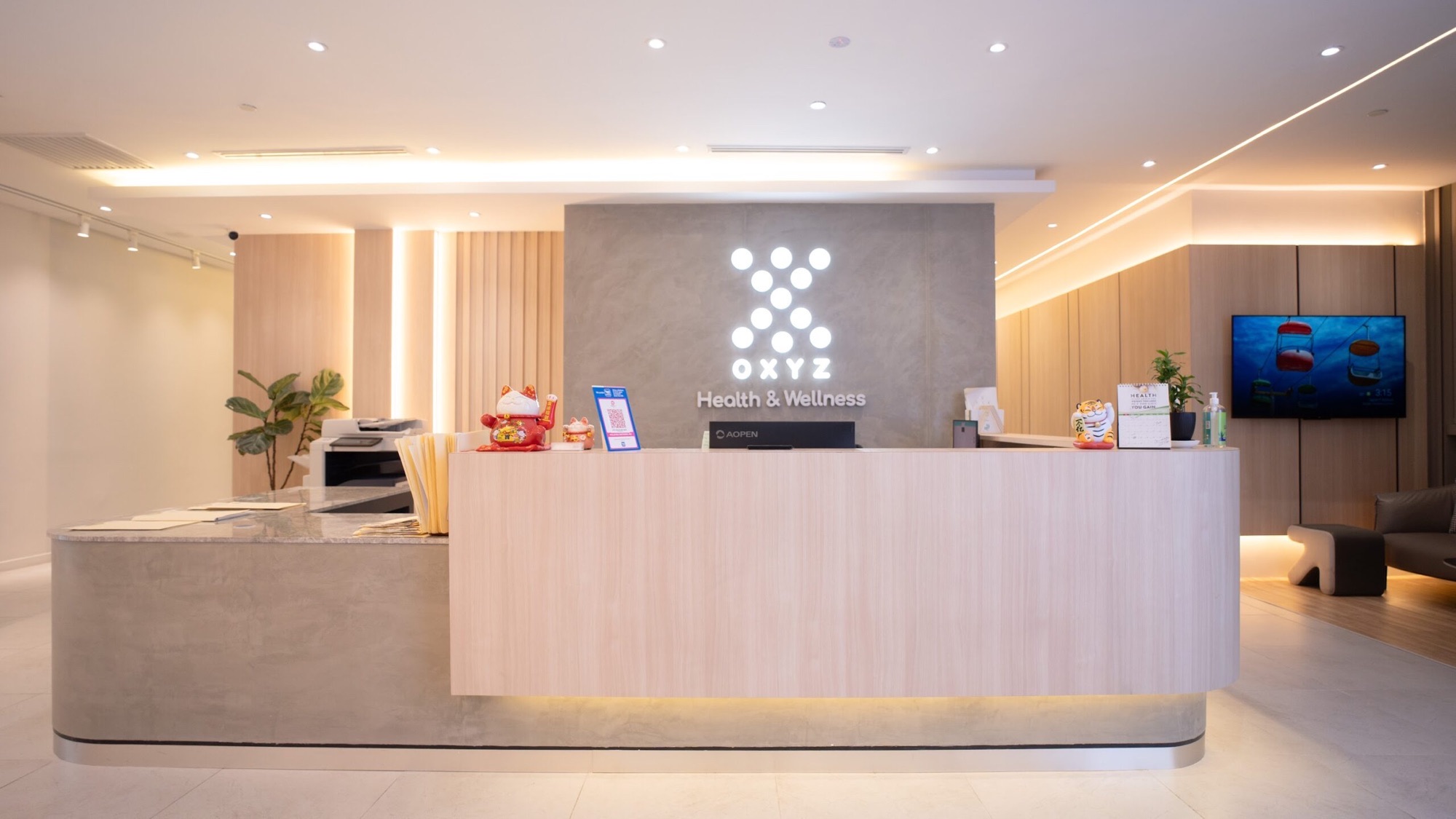 About OXYZ Health International